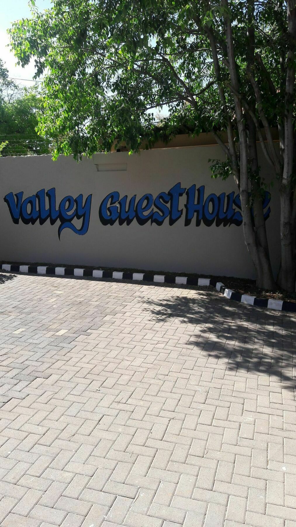 Valley Guest House Pretoria-Noord Exteriör bild